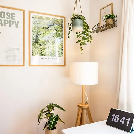 Staytime - Lemon Loft Daire Dresden